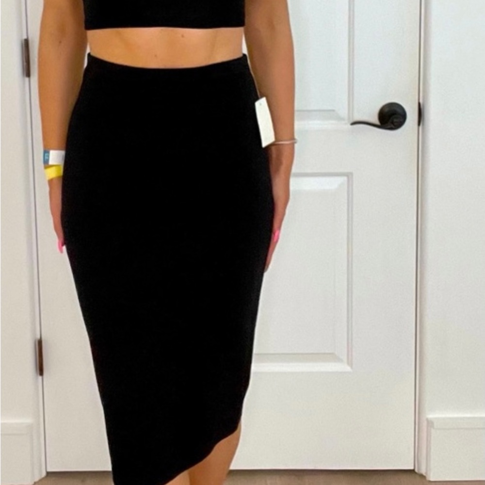 Sanctuary brand high waist black pencil skirt—super stretchy!
